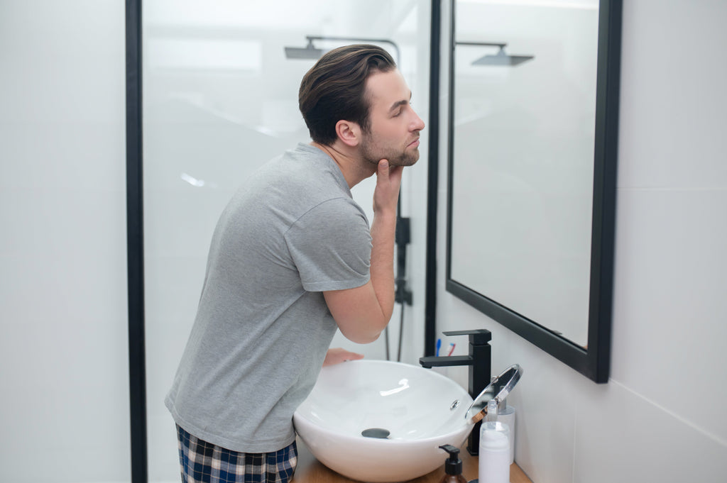 Cómo afeitarse bien la barba: Guía práctica para un afeitado perfecto