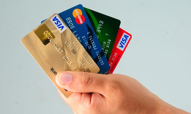 Compra con tarjeta de crédito o débito