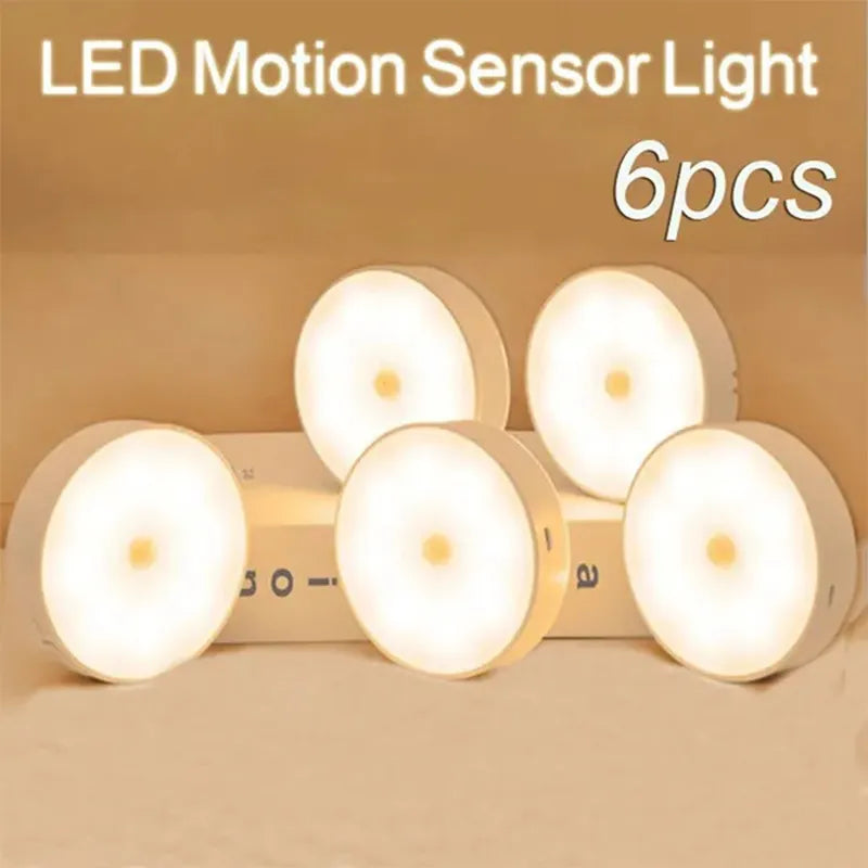 Luz Nocturna LED Recargable con Sensor de movimiento PIR